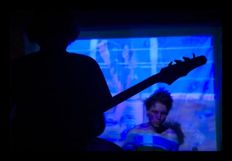 If you can't see the photos, click DISPLAY IMAGES.