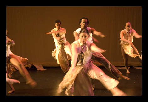 If you can't see the photos, click DISPLAY IMAGES.