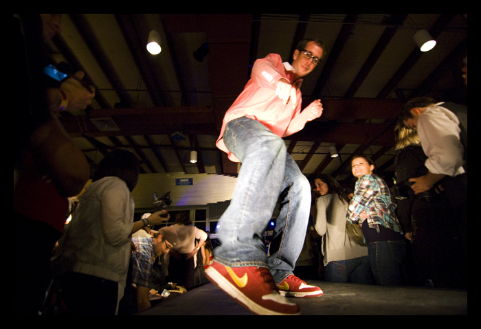 If you can't see the photos, click DISPLAY IMAGES.