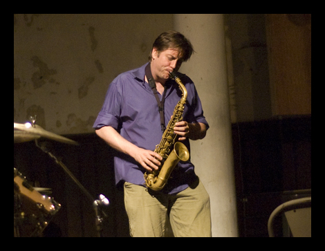 If you can't see the photos, click DISPLAY IMAGES.