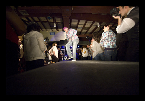 If you can't see the photos, click DISPLAY IMAGES.