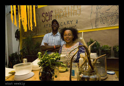 If you can't see the photos, click DISPLAY IMAGES.