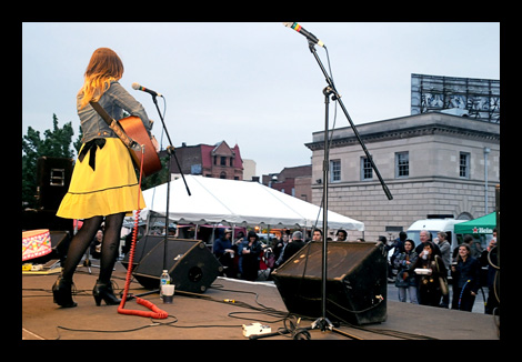 If you can't see the photos, click DISPLAY IMAGES.