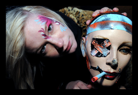 If you can't see the photos, click DISPLAY IMAGES.