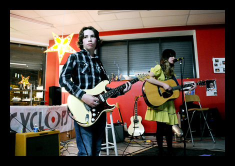 If you can't see the photos, click DISPLAY IMAGES.