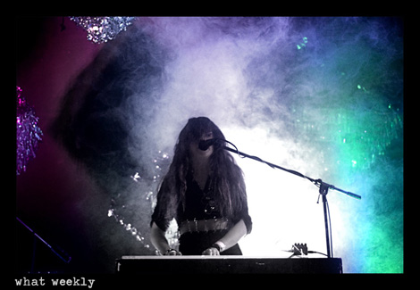 If you can't see the photos, click DISPLAY IMAGES.