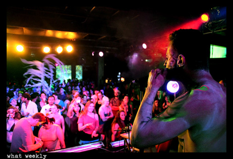 If you can't see the photos, click DISPLAY IMAGES.