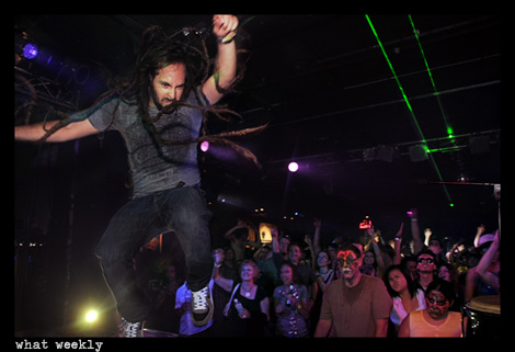 If you can't see the photos, click DISPLAY IMAGES.