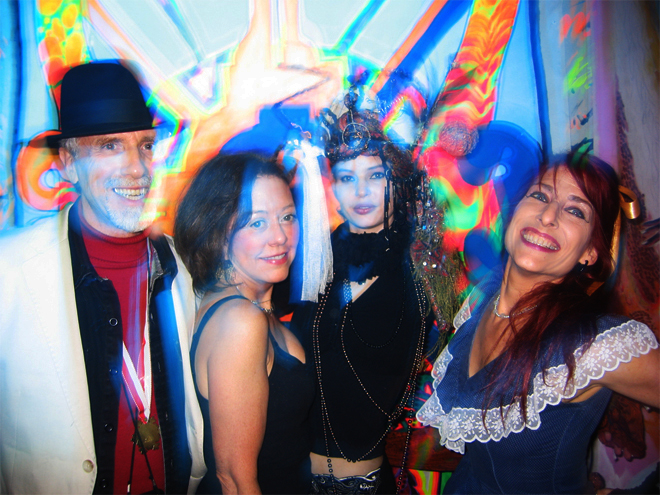 If you can't see the photos, click DISPLAY IMAGES.