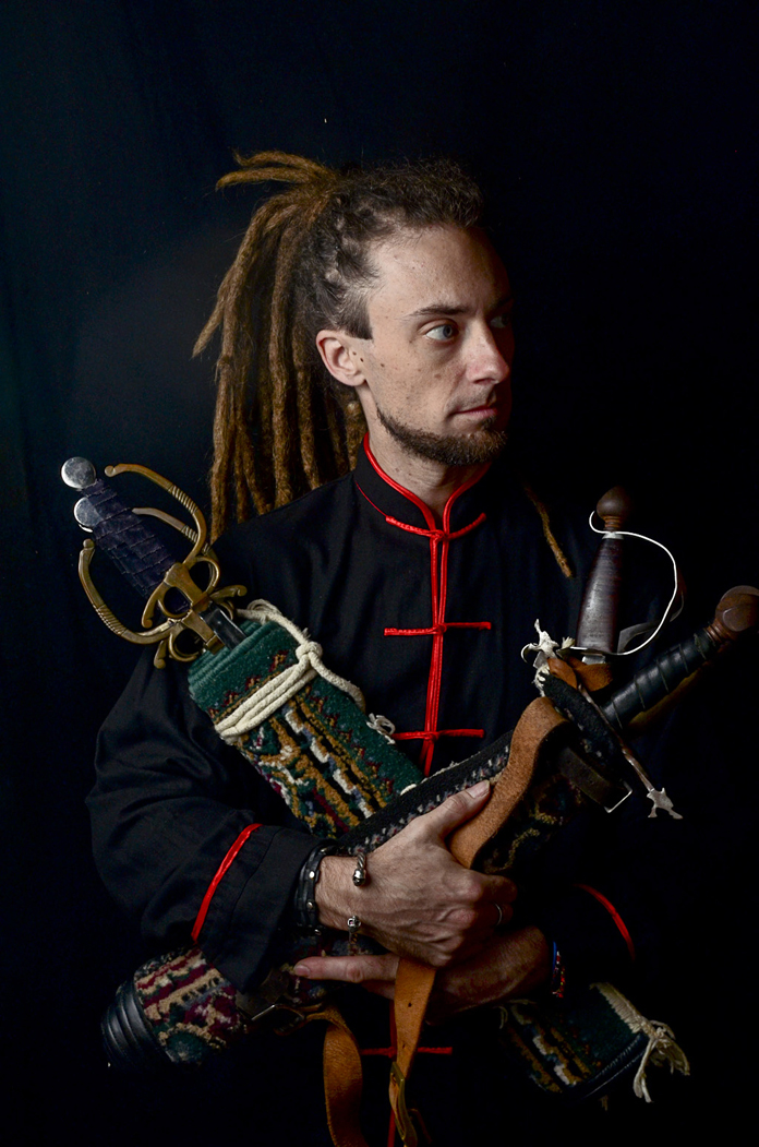 Swordswallower_Dai_Andrews_10