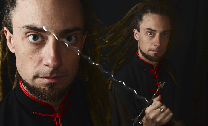 Swordswallower_Dai_Andrews_7